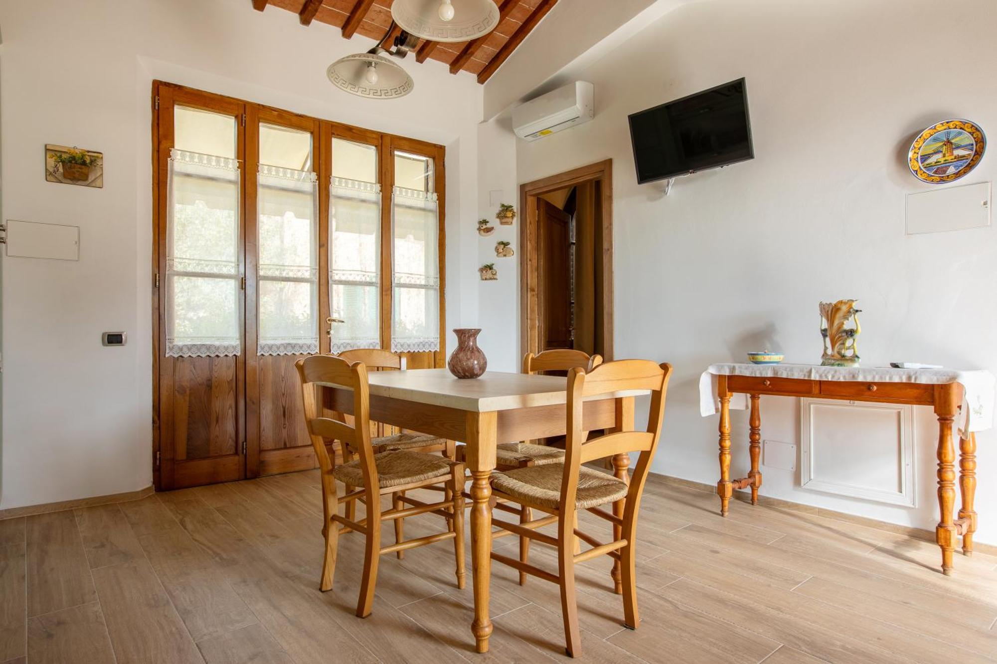 Asso Di Picche Apartment Siena Exterior photo